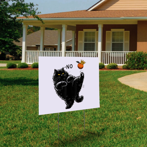 No Kings in America Black Cat 2025 Yard Sign