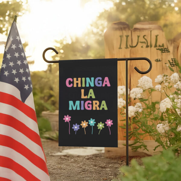 Anti-Trump-Flag,-Chinga-La-Migra-Flag,-Fuck-Border-Patrols