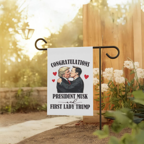 Anti-Trump-Flag,-First-Lady-Trump-Flags