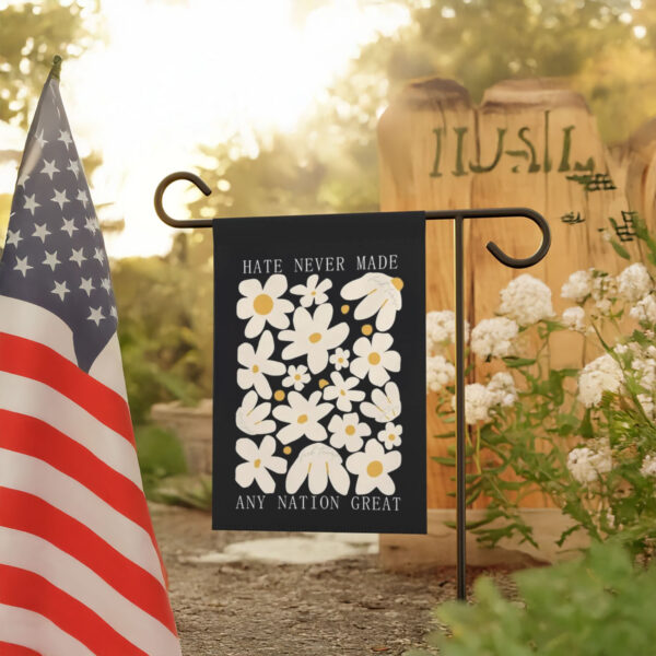 Anti-Trump-Flag,-Hate-Never-Made-Flags