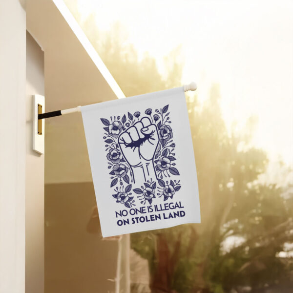 Anti-Trump-Flag,-No-One-Is-Illegal-Flag-us