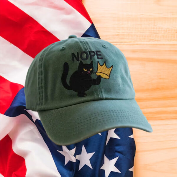 Anti-Trump-Hat,-No-Kings-in-America-Black-Cat-Embroidered-Hat