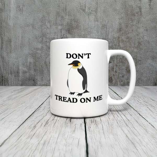 Anti-Trump-Mug,-Don't-Tread-On-Me-Penguin-Cup-usa