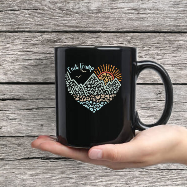Anti-Trump-Mug,-Sun-Fuck-Trump-Mug