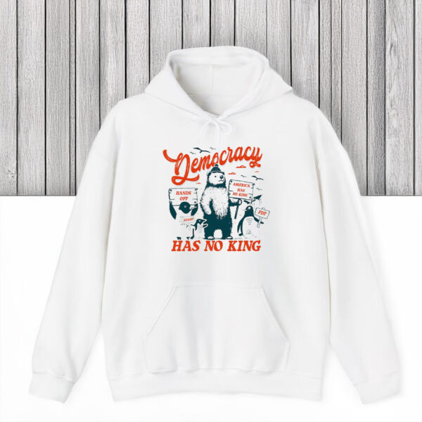 Anti-Trump-Shirt,-Democracy-Has-No-Kings-Shirt