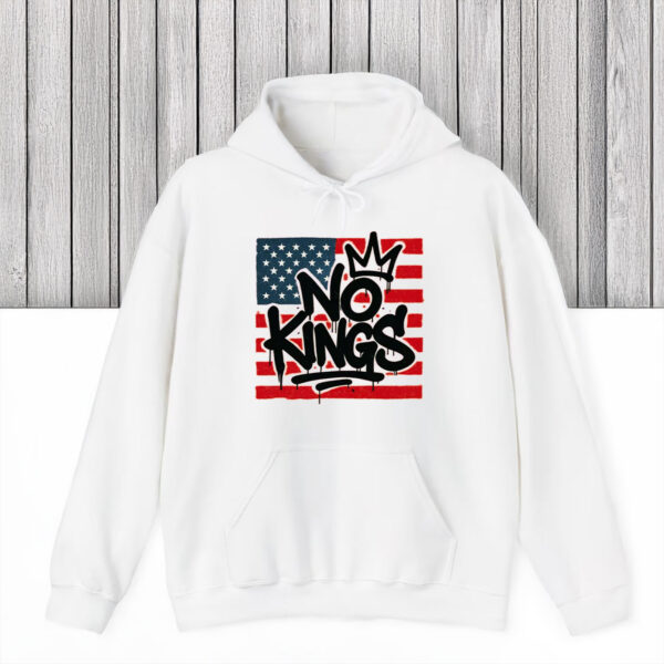 Anti-Trump-Shirt,-No-Kings-Graffiti-Shirt-usa