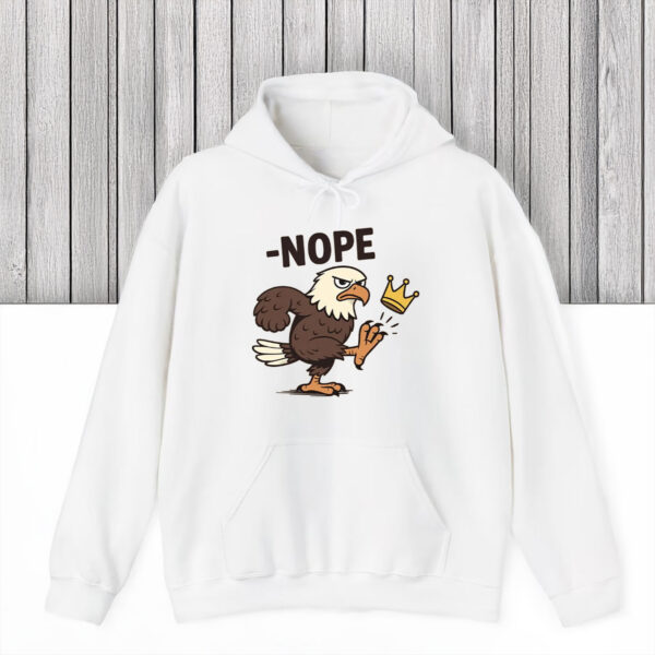 Anti-Trump-Shirt,-No-Kings-in-America-Bald-Eagle-Shirt