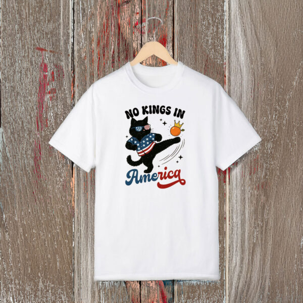Anti-Trump-Shirt,-No-Kings-in-America-Black-Cat-Shirts
