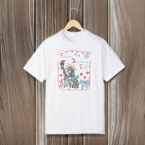 Anti-Trump-Shirt,-Patriotic-Subtle-USA-Shirt-us
