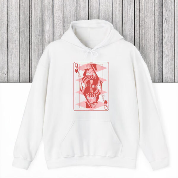 Anti-Trump-Shirt,-Queen-Of-Hearts-Shirt