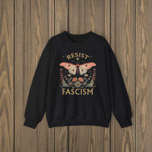 Anti-Trump-Shirt,-Retro-Butterfly-Resist-Fascism-Shirt-us