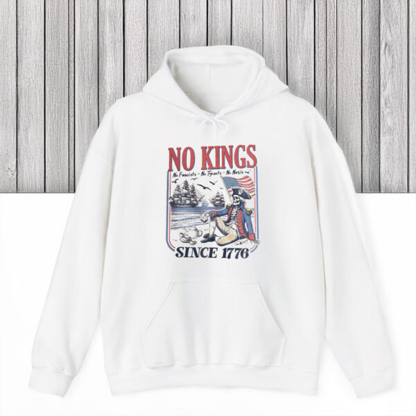 Anti-Trump-Shirt,-Retro-No-Kings-Since-1776-Shirt