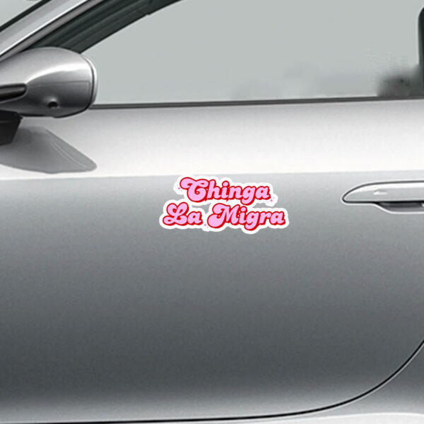 Anti-Trump-Sticker,-Chinga-La-Migra-Sticker