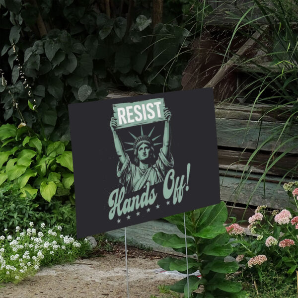 Hands-Off-Protest-Sign,-Political-ActivismYard-Sign,-Save-Public-Lands,-Medicare,-Social-Security-usa