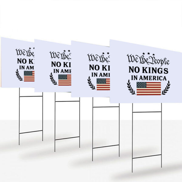 No-Kings-in-America-Yard-Sign-Anti-Trump,-Protest-Sign-Democracy-Tee-Protest-Gift-for-Anti-MAGA-Patriotic-Sign