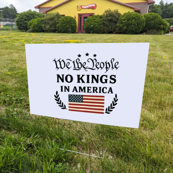 No-Kings-in-America-Yard-Sign-Anti-Trump,-Protest-Sign-Democracy-Tee-Protest-Gift-for-Anti-MAGA-Patriotic-Signs